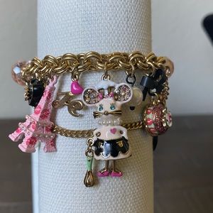 NWOT RARE Parisian Pastry Mouse Charm Bracelet
